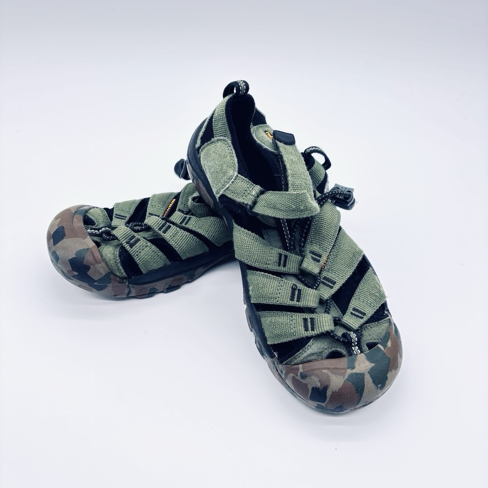 Keen Newport H2 Closed Toe Sandals Camouflage Green Multi Size 5 EU 37